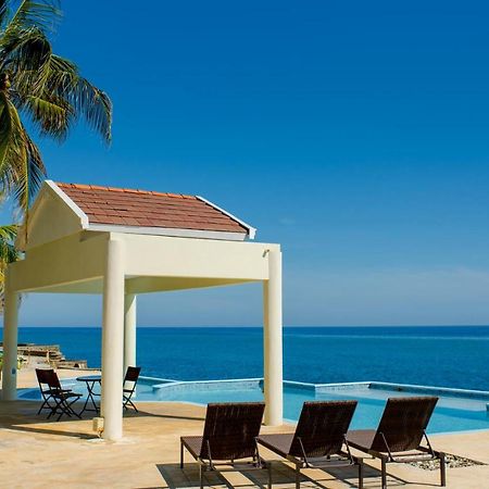 Ocho Rios Penthouse At Whispering Seas Appartement Buitenkant foto