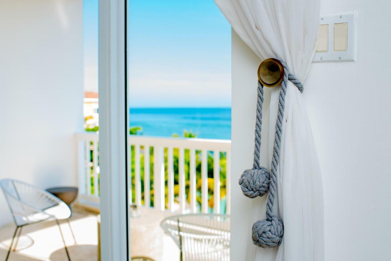 Ocho Rios Penthouse At Whispering Seas Appartement Buitenkant foto