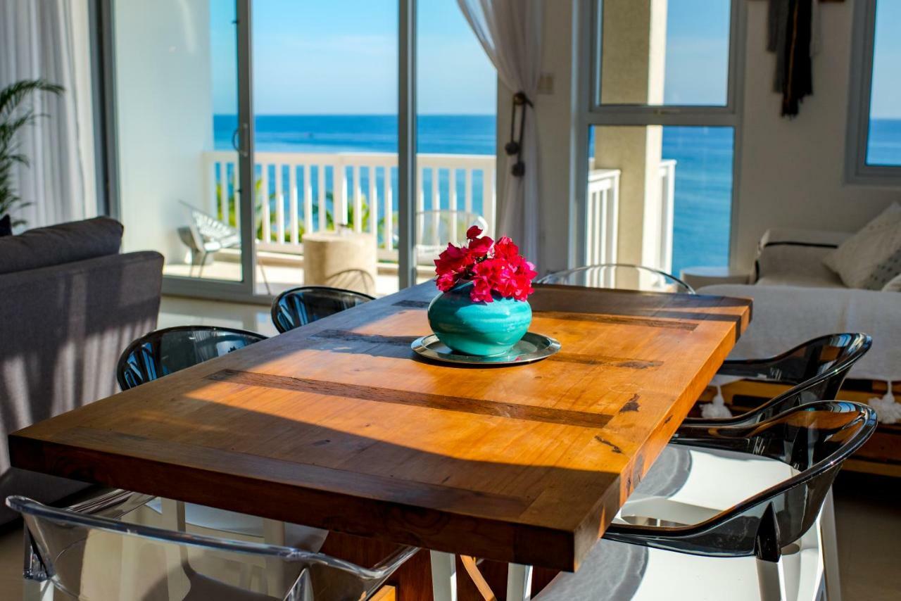 Ocho Rios Penthouse At Whispering Seas Appartement Buitenkant foto